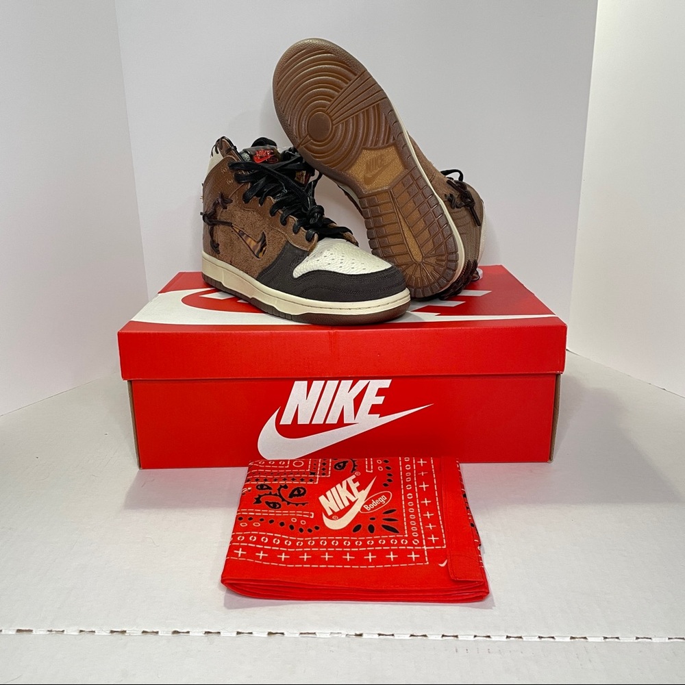 SOLDNike Dunk High Bodega